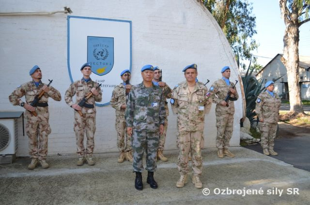 Inšpekcia veliteľa jednotiek UNFICYP 